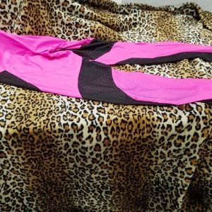 Exercise leggings